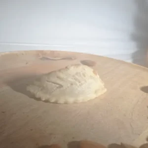 Corne de gazelle marocaine artisanale aux amandes